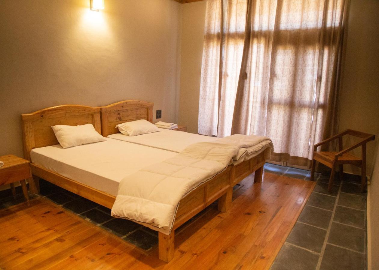 Osho Himalayas Wellness Resort Кангра Екстер'єр фото