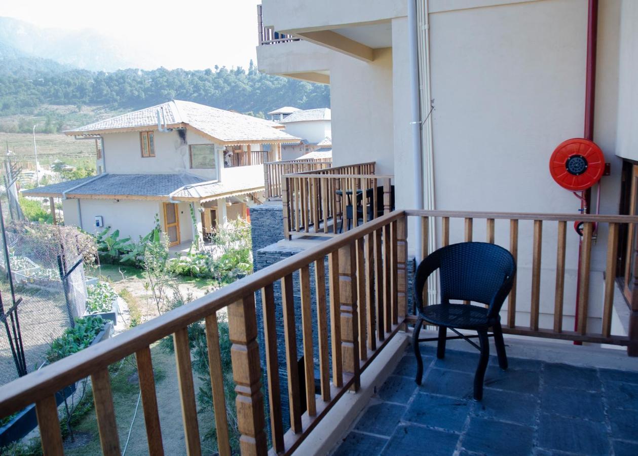 Osho Himalayas Wellness Resort Кангра Екстер'єр фото