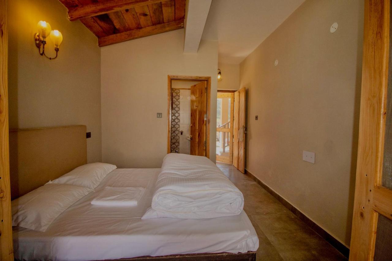 Osho Himalayas Wellness Resort Кангра Екстер'єр фото