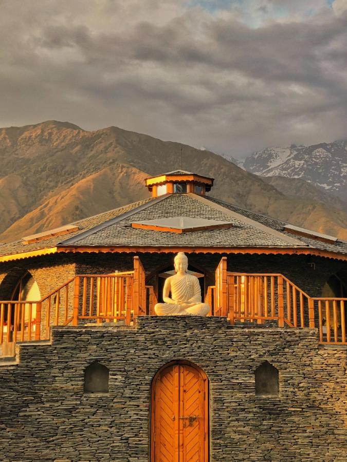Osho Himalayas Wellness Resort Кангра Екстер'єр фото