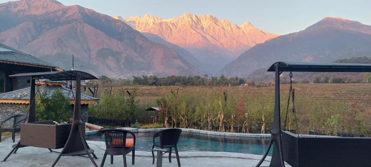 Osho Himalayas Wellness Resort Кангра Екстер'єр фото