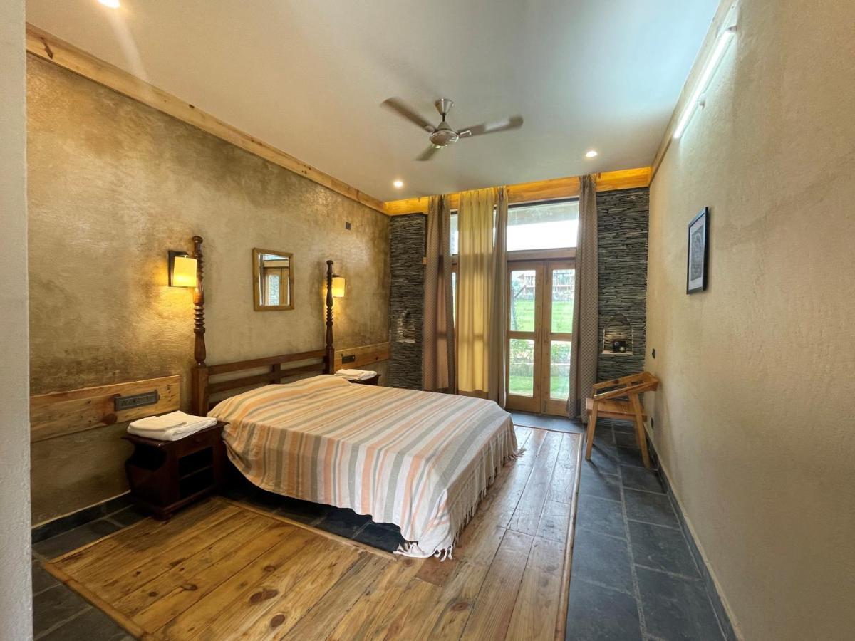 Osho Himalayas Wellness Resort Кангра Екстер'єр фото