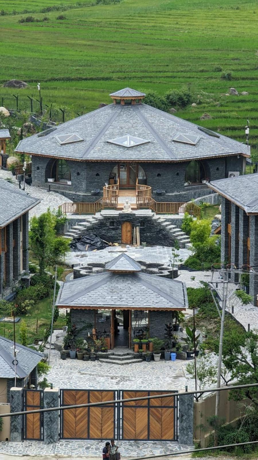 Osho Himalayas Wellness Resort Кангра Екстер'єр фото